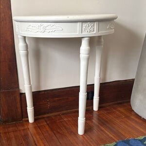 Small Farmhouse Style White Half-Moon Accent/Entry Table